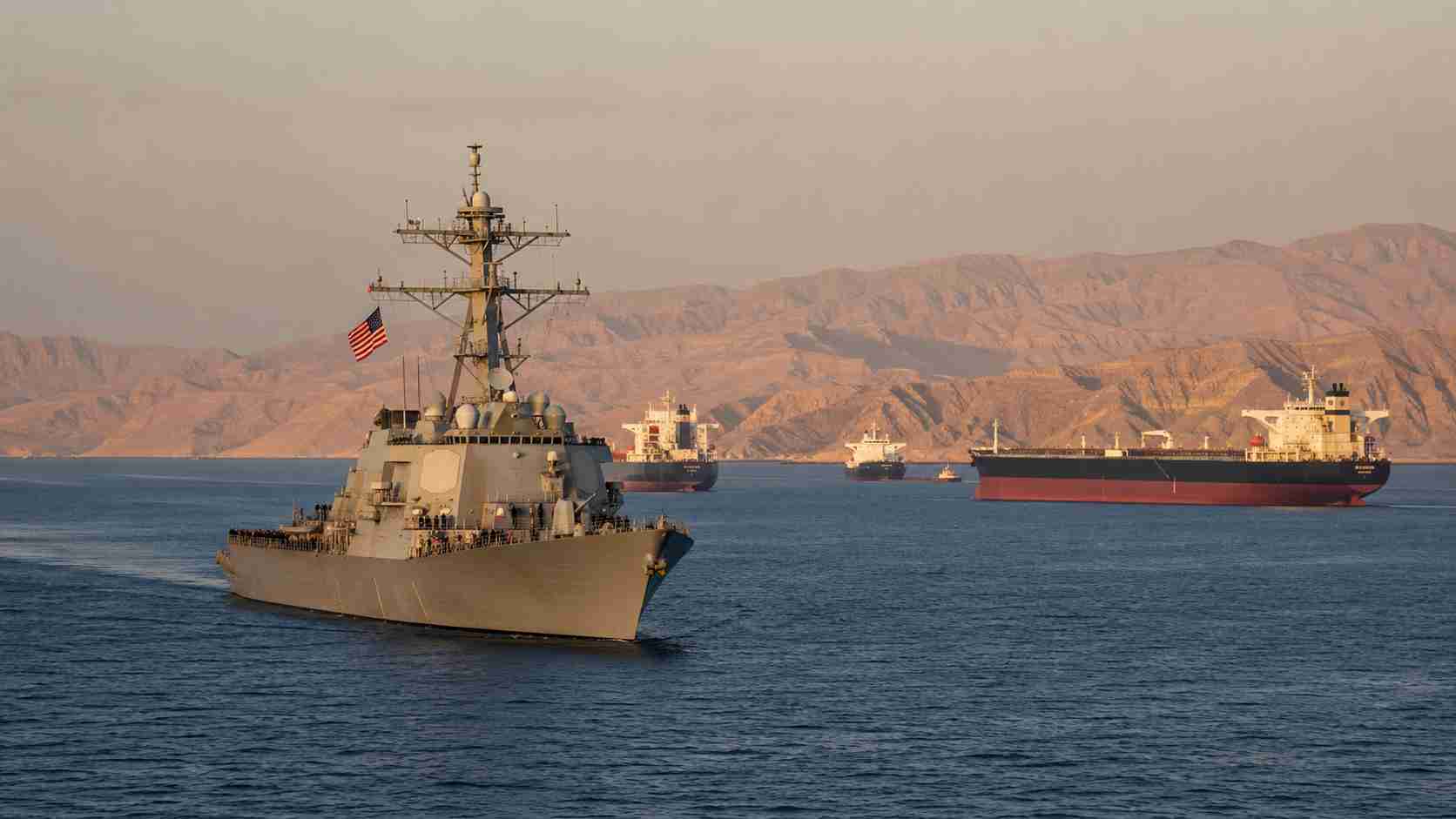 US Advances Iran Deal as Hormuz Dispute Holds Oil